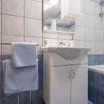In - Insel Krk 47398 Ferienhaus Vrbnik (Primorje-Gorski Kotar)