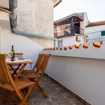 Holiday home In - Insel Krk 47398 *